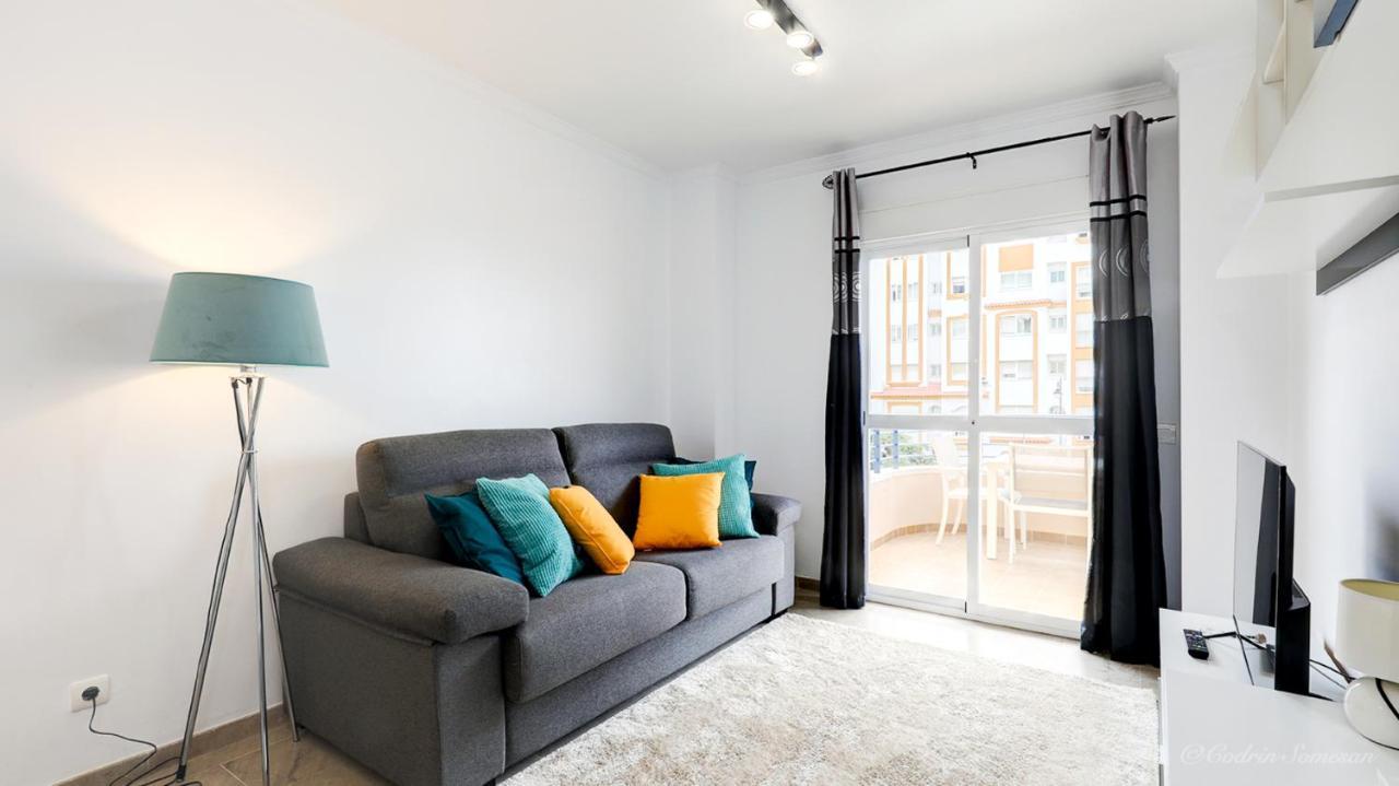Cozy Apartment Overlooking Estepona'S Marina! Ngoại thất bức ảnh