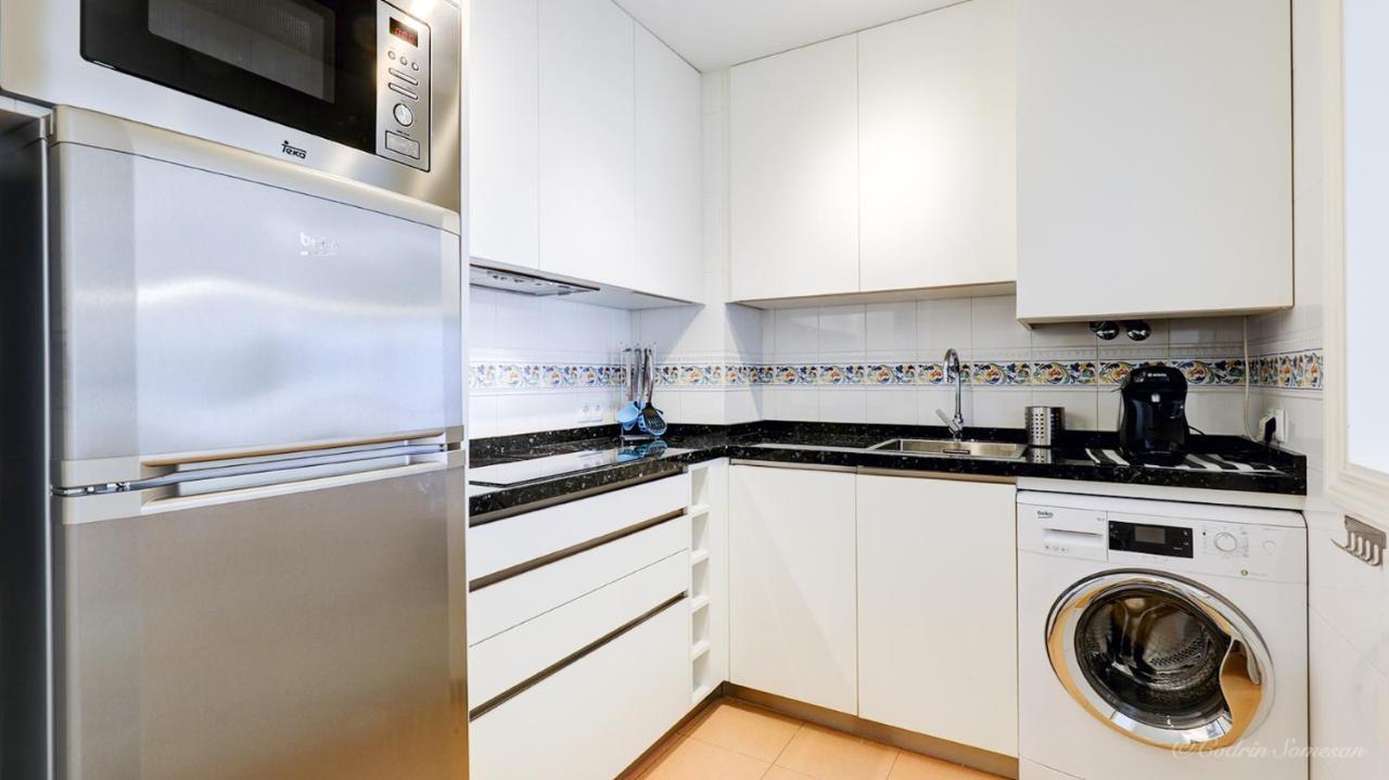Cozy Apartment Overlooking Estepona'S Marina! Ngoại thất bức ảnh