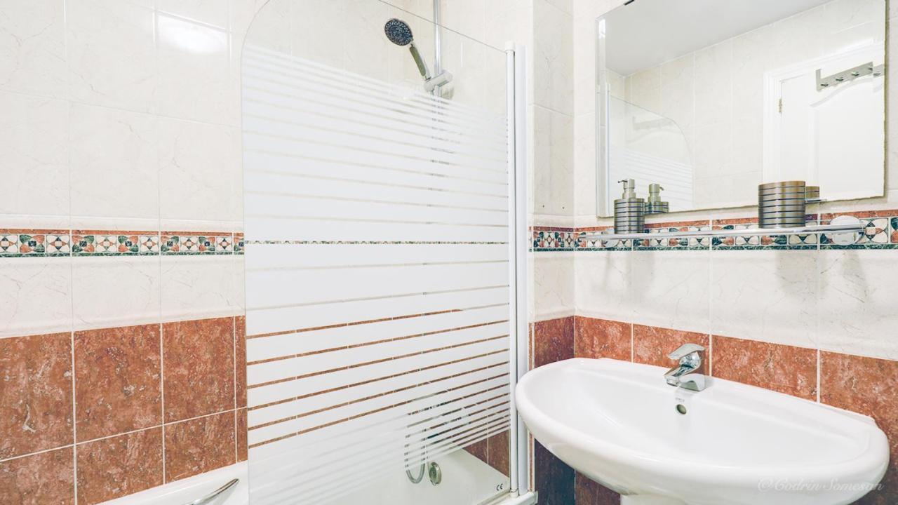 Cozy Apartment Overlooking Estepona'S Marina! Ngoại thất bức ảnh