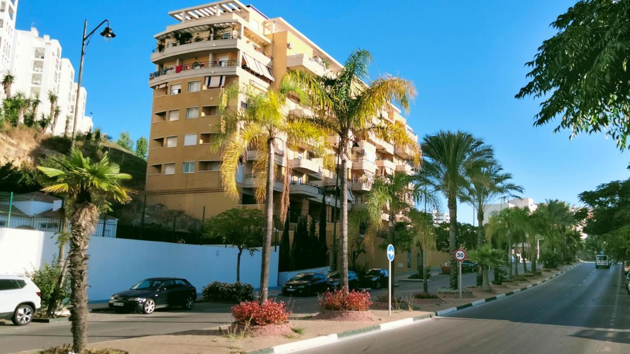 Cozy Apartment Overlooking Estepona'S Marina! Ngoại thất bức ảnh