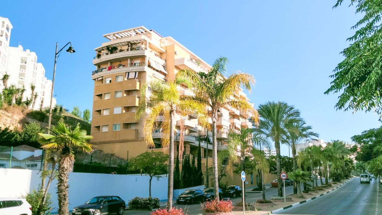 Cozy Apartment Overlooking Estepona'S Marina! Ngoại thất bức ảnh